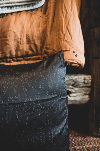SATIN PILLOWCASES- BUT MAKE IT WESTERN.